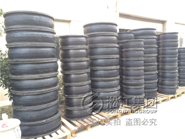 蘇州熱鍍鋅法蘭橡膠接頭，吳中區(qū)法蘭橡膠接頭，市政污水處理法蘭橡膠接頭